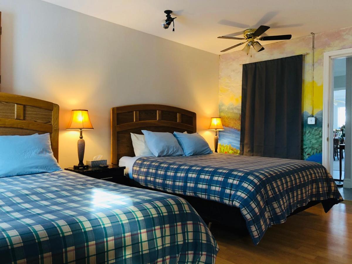 Downtown Whitehorse 2 Bedroom House מראה חיצוני תמונה